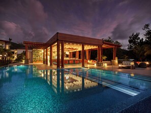 Bar (on property) - Canopy by Hilton Seychelles Resort (Mahé Island)