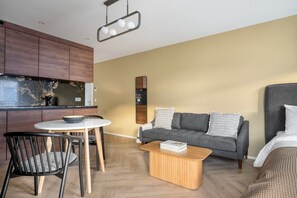 TV, stereo - Open Wiedikon Studio w/ Storage & W/D, nr Market, by Blueground (Zurich)