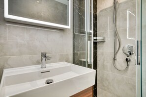 Hair dryer, towels - Premium Wiedikon 2BR w/ Storage & W/D, nr Transport, by Blueground (Zurich)