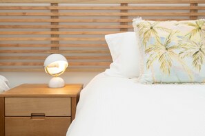 2 soverom, strykejern/-brett, internettilgang og sengetøy