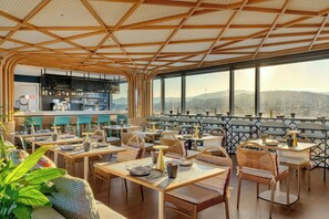Restaurant - Labtwentytwo Barcelona, A Tribute Portfolio Hotel (Barcelona)