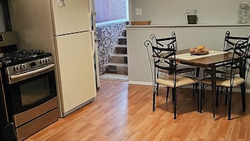 Fridge, stovetop, coffee/tea maker, electric kettle