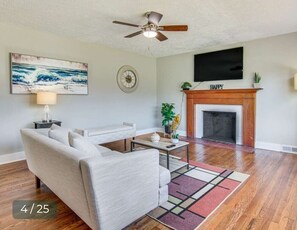 Smart TV - 3BR, 2Bath Central to Asheville! 🏡✨ (Asheville)