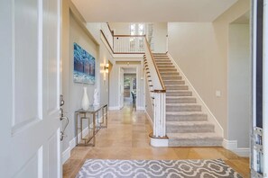 Interior - Luxurious Private Hilltop Villa With Lagoon Views Hot Tub/Golf Cart - Sleeps 26 (Carlsbad)