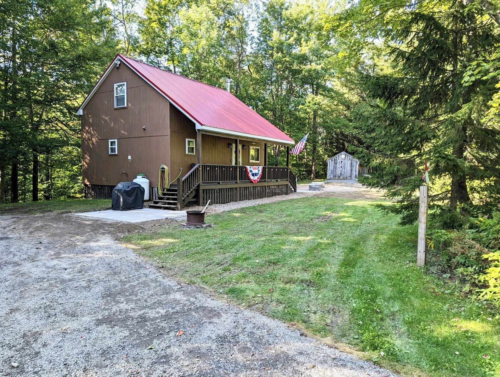New! Cabin in the heart of Tug Hill, close to Salon River Reservoir and trails! 