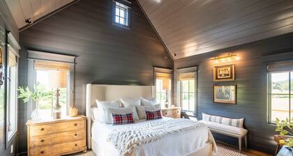 Otis Cottage at Julep Farms