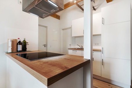 Fridge, oven, stovetop, dishwasher. Holiday Apartment 'Kirsche' with Shared Terrace, Shared Garden and Wi-Fi