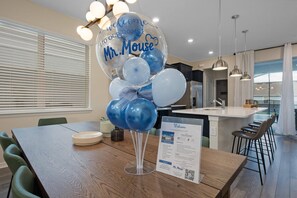 House | 5 bedrooms - Brand New Windsor Island 5 Suites (Davenport)