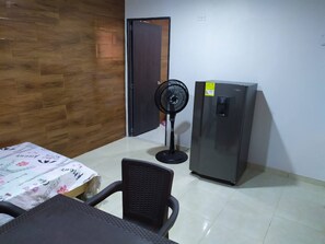 Room, 1 Bedroom, Accessible, Smoking | Lounge - Room-juliana Tourist House (Cartagena)