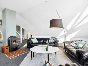 TV, foosball - "Cajsa" - 200m from the sea by Interhome (Sjølund)