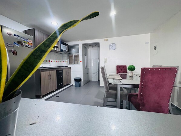 Apartment | Dining