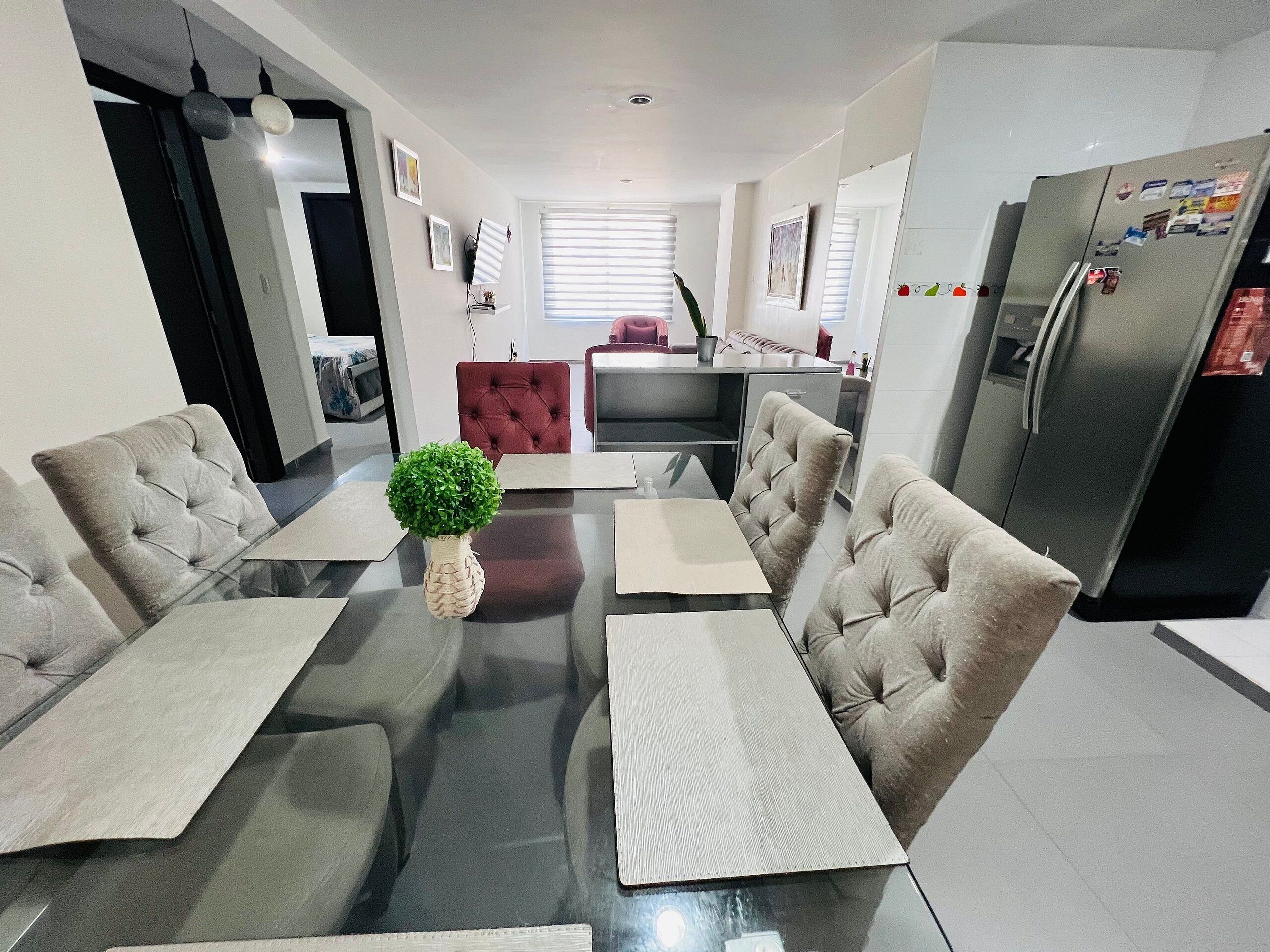 Apartment | Dining