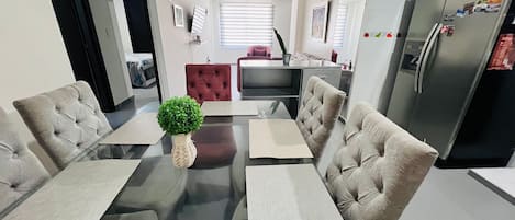 Apartment | Dining