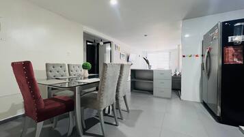 Apartment | Dining