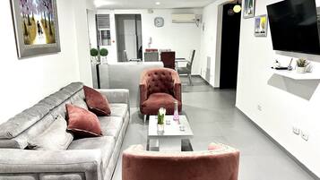 Basic Apartment | Interior