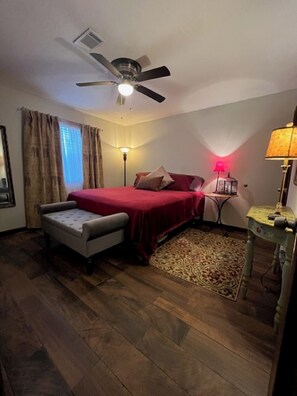 3 Schlafzimmer, Bügeleisen/Bügelbrett, kostenloses WLAN, Bettwäsche