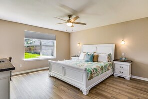 3 bedrooms, iron/ironing board, free WiFi, bed sheets