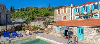 Villa 'Milia's House' with Sea View, Wi-Fi and Air Conditioning