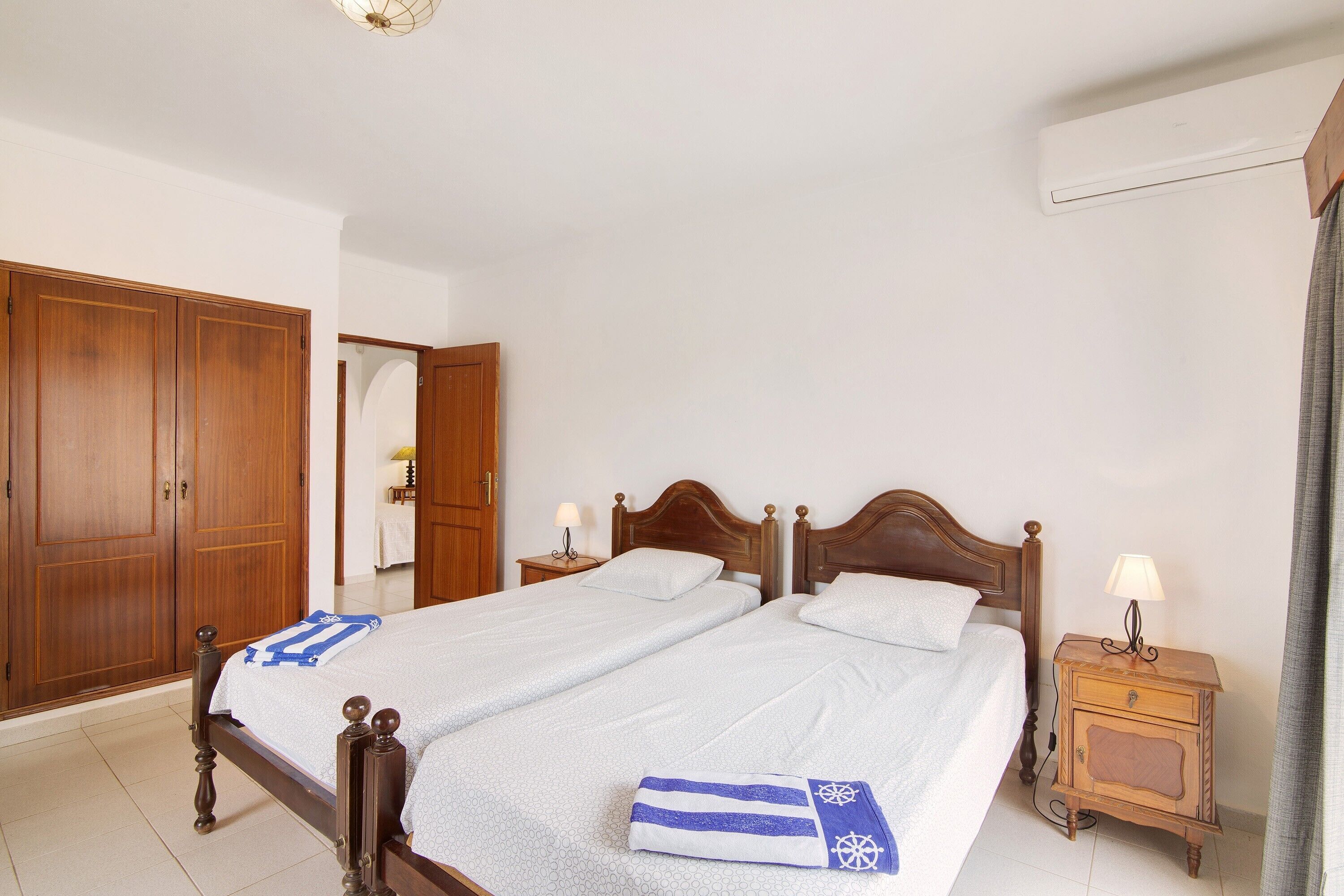 5 Schlafzimmer, kostenloses WLAN, Bettwäsche