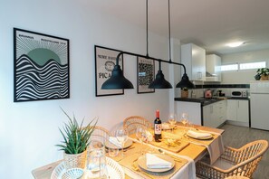 Apartment, 3 Bedrooms | Dining room - Satu Granada (Granada)