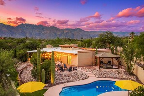 Outdoor pool, a heated pool - Private Home~Two Fire Pits~Salt Pool~Mini Golf~Theater~EARLY CHECK-IN (Tucson)