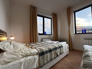 2 bedrooms, WiFi, wheelchair access