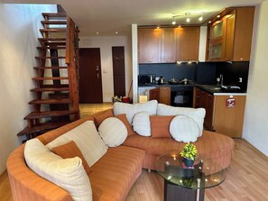 Télévision, chaîne hi-fi