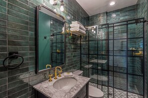 Shower, hair dryer, towels, soap - Kick Back & Relax. Tastefully restored 1902 Historic Home. Family friendly! (Ouray)