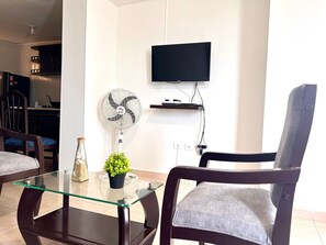 Family Apartment | Dining