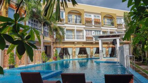 Unclassified image, 4 of 33, button - Ragazzi Resort Hotel (Naga)