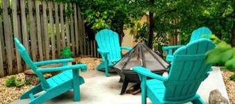 Downtown+HotTub+Wifi+FreeParking @ 151 Spring Suite E