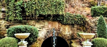 Downtown+HotTub+Wifi+FreeParking @151 Spring Ste F