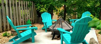 Downtown+HotTub+Wifi+FreeParking @151 Spring Ste D