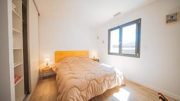 4 chambres, fer et planche Ă repasser, Wi-Fi gratuit, draps fournis