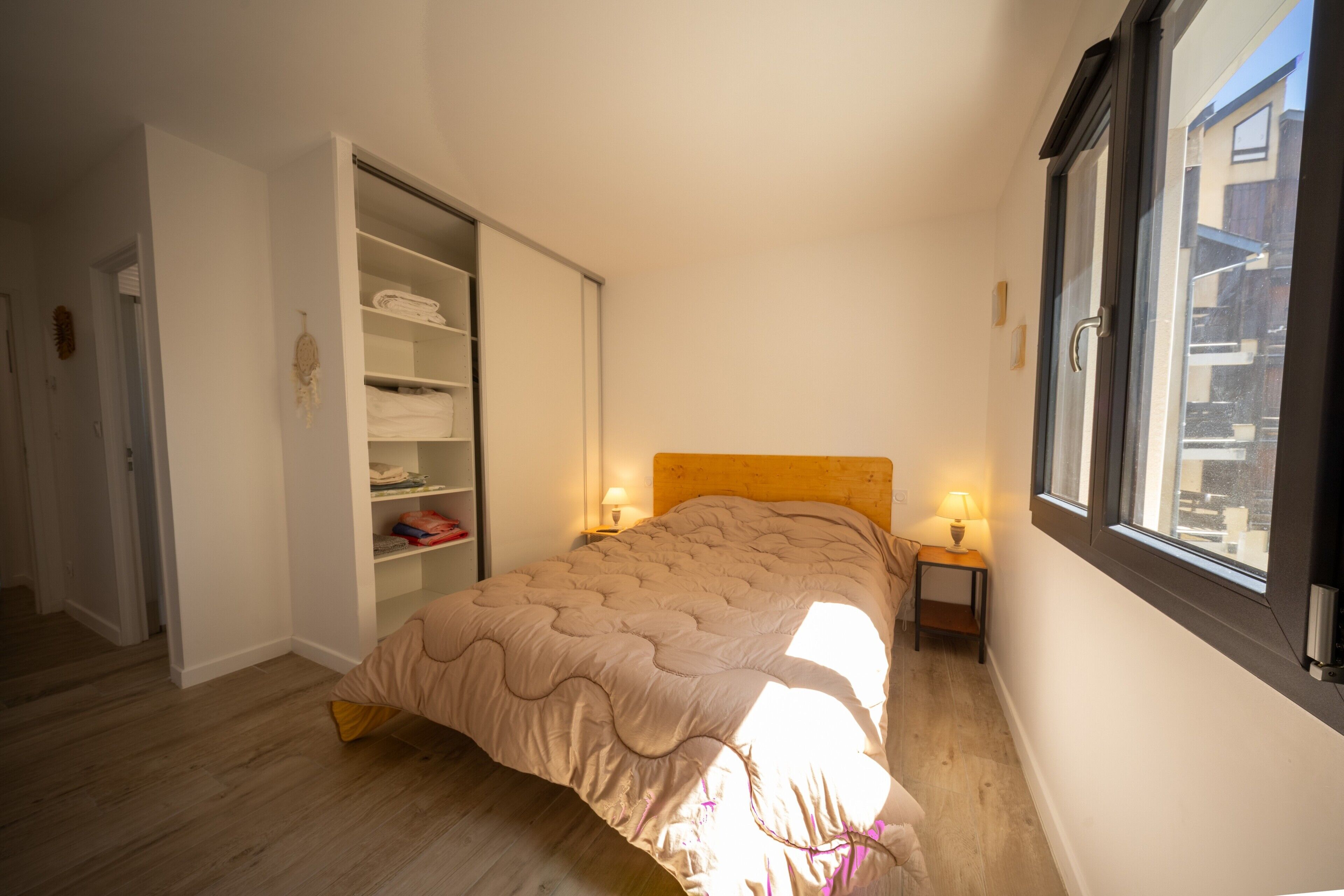 4 camere, ferro/asse da stiro, Wi-Fi gratuito, lenzuola