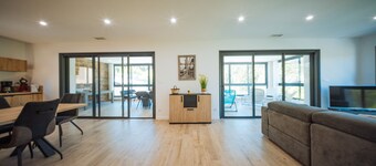 Holiday Apartment "Résidence Pieds Des Pistes" near the Slopes with Private Terrace and Wi-Fi