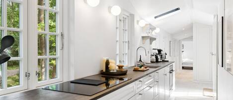 Fridge, oven, dishwasher, high chair