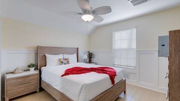 2 sovrum, strykjärn/strykbräda, wi-fi och sängkläder