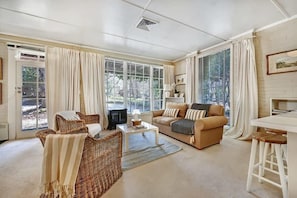 TV, fireplace, offices