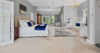 The Homestead - Mayfield Vineyard Orange