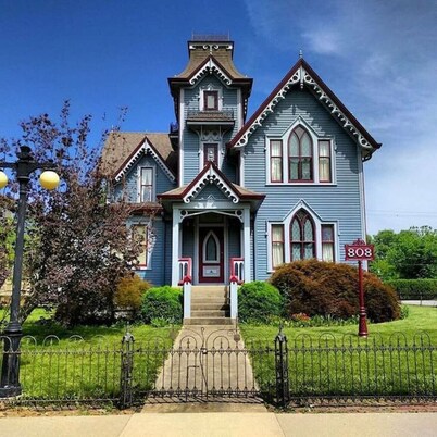 The Frederick R. Feitshans House