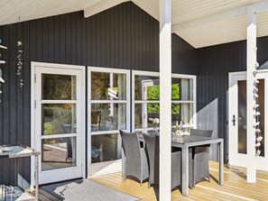 Outdoor dining - "Ofelia" - 2.5km from the sea by Interhome (Blokhus)