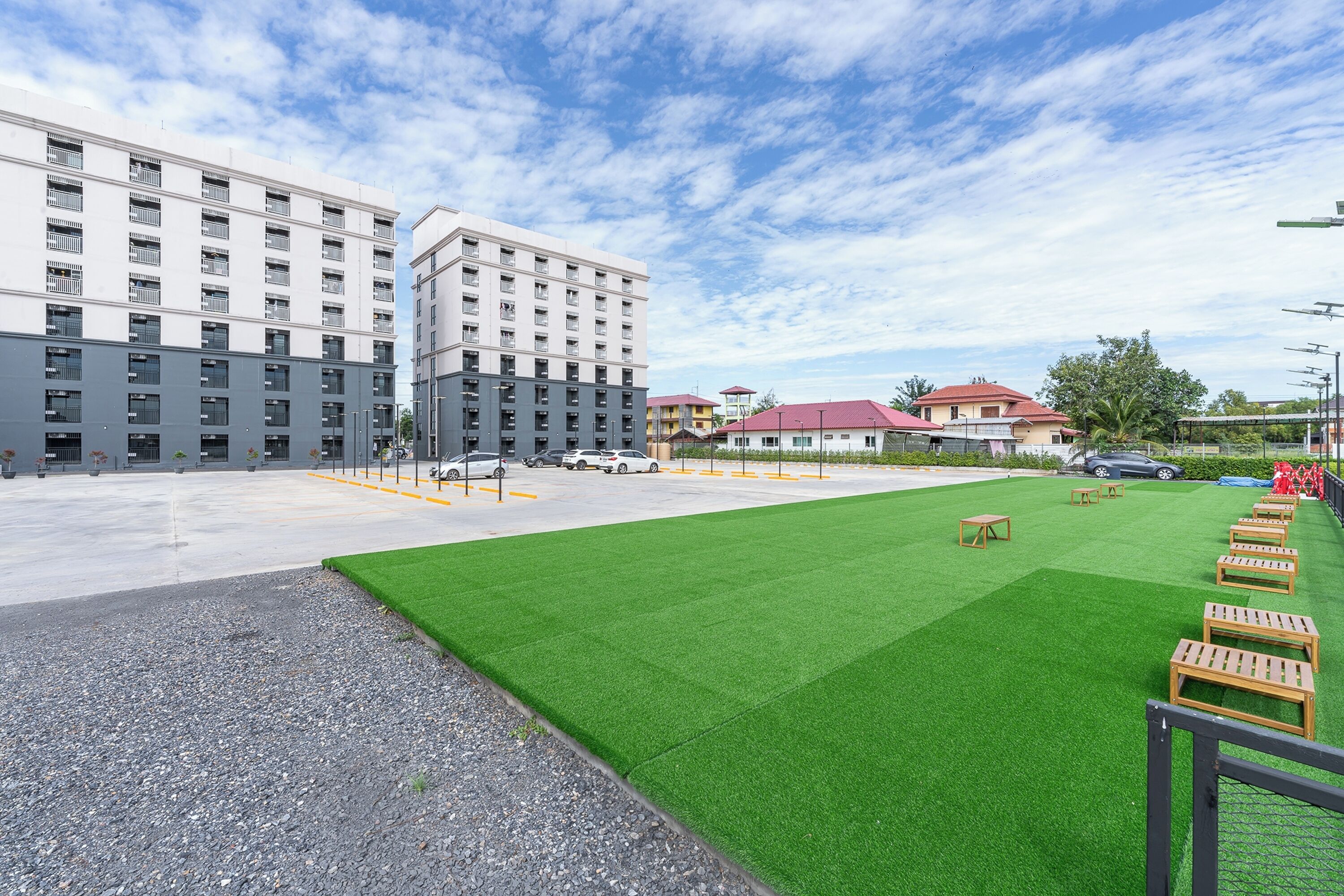 المنشأة من الخارج