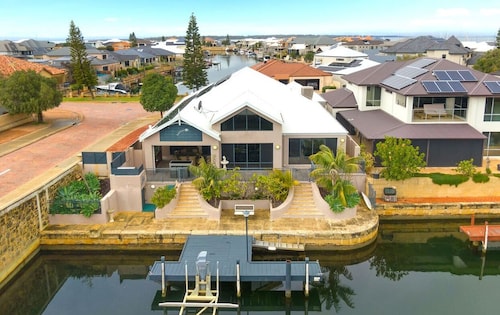 Canal Escape in Wannanup