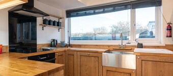 Cosy home with easy access to Cardiff city centre