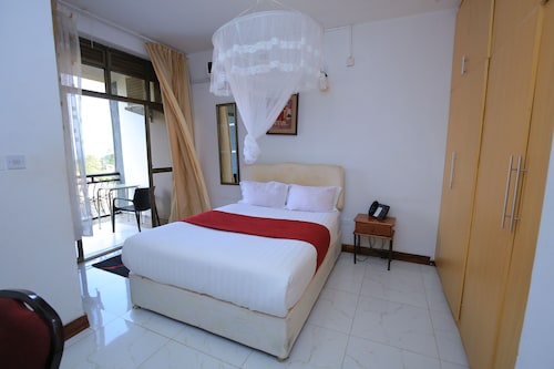 Frontiers Hotel & Lodges LTD