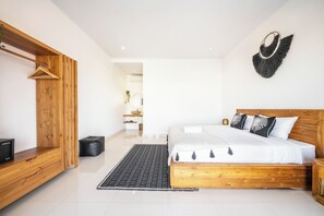 Deluxe Villa | 3 bedrooms, premium bedding, in-room safe, laptop workspace - Villa Melita - Canggu (Canggu)