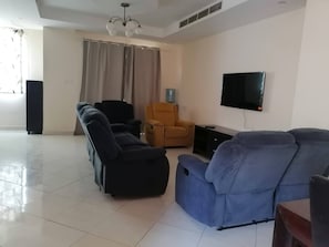 Villa, 3 Bedrooms, Accessible, Smoking | Hallway - Your Dream 3br Villa With a Hall (Dubai)