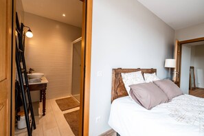 6 chambres, fer et planche Ă repasser, Wi-Fi gratuit, draps fournis