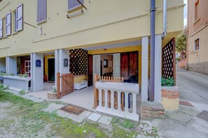 Căn hộ dành cho gia đình, nhiều phòng ngủ (Vicolo 42-private Terrace-200m Lake) | Ngoại thất